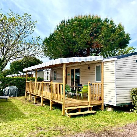 Mobil Home Excellence 6 Personnes Au Camping Mer Et Soleil, Saint George D'Oleron Les Sables Vignier Exterior foto